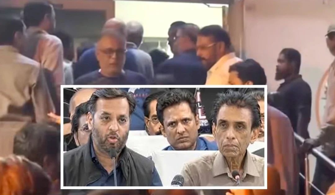 MQM Pakistan Convener Dr Khalid Maqbool Siddiqui during a press briefing in Karachi